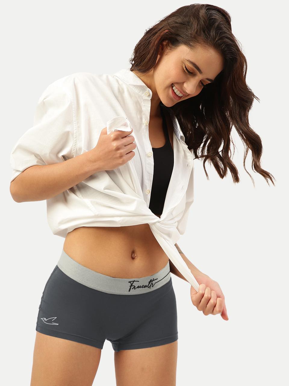 A concise and engaging description of 'freecultre underwear woman – Unrestricted Movement & Soft Feel' that summarizes its core idea in a visually compelling way. Highlighting the flexibility and soft touch of Freecultre women's underwear.
