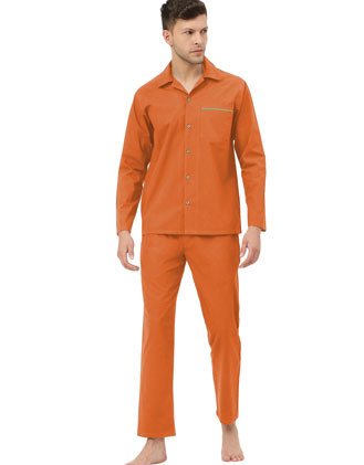 What makes Freecultr ideal for men with active lifestyles compared to Jockey?