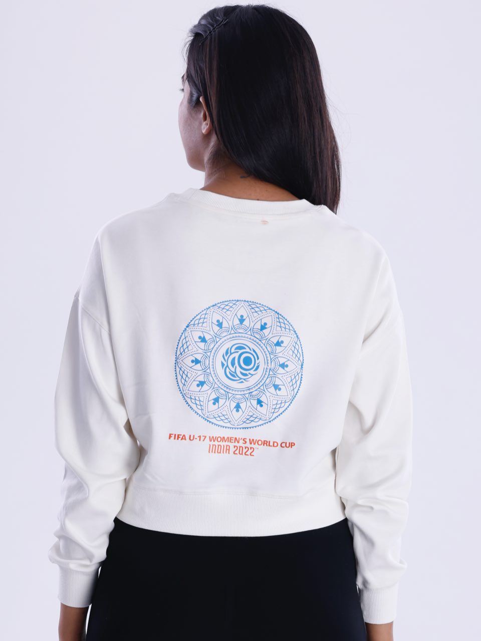White Trophy Print Crop Sweatshirt
