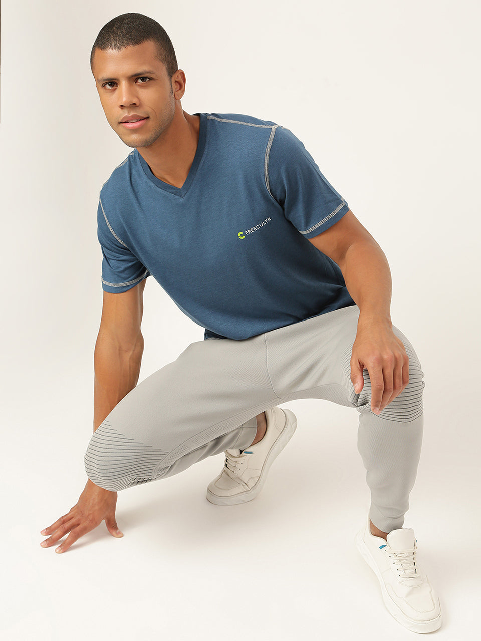 Sapphire Blue Men's Organic Bamboo Casual Tees - V Neck (Pack Of 1)