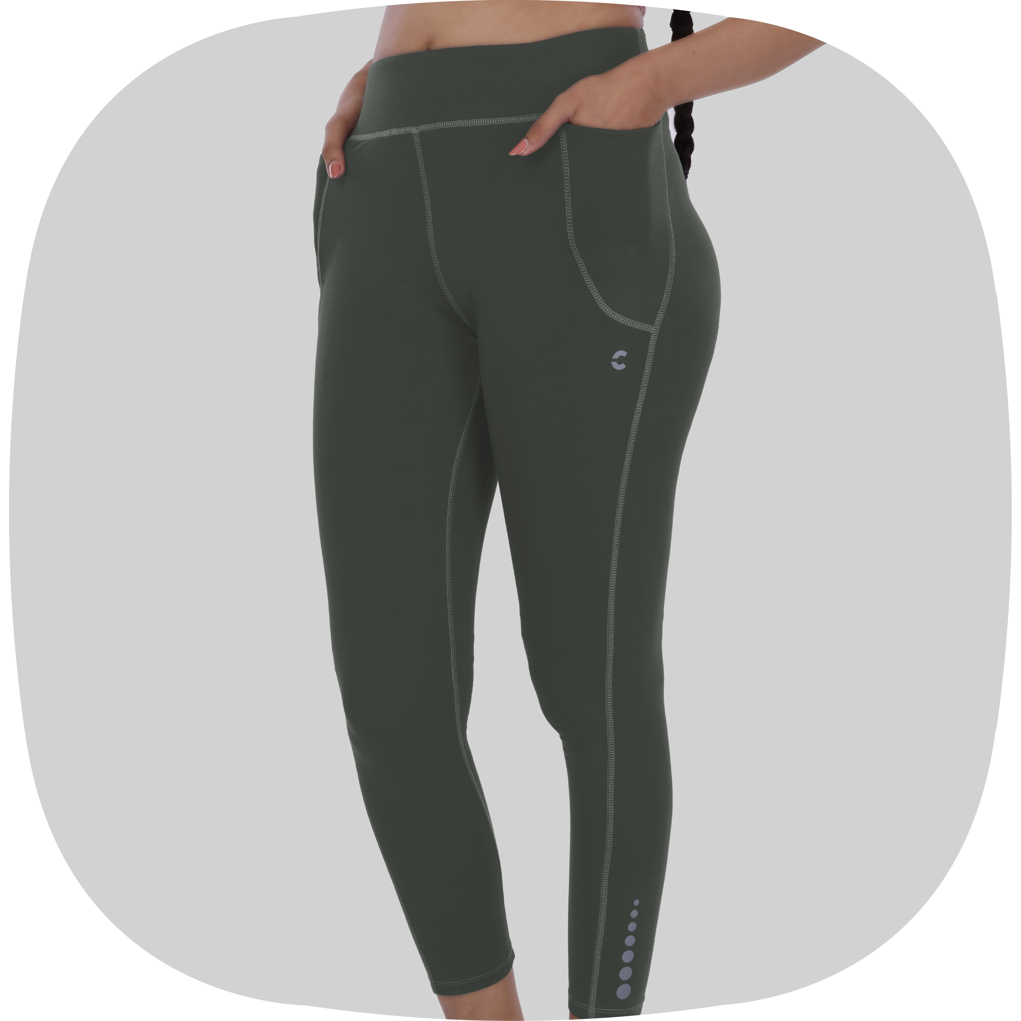 Leggings vs Tank Top: Which One Should You Choose for Your Next Yoga Session?